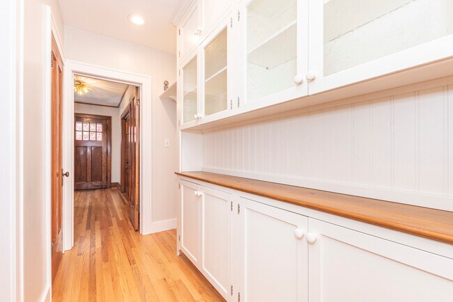 Building Photo - 1111 Olivia Ave