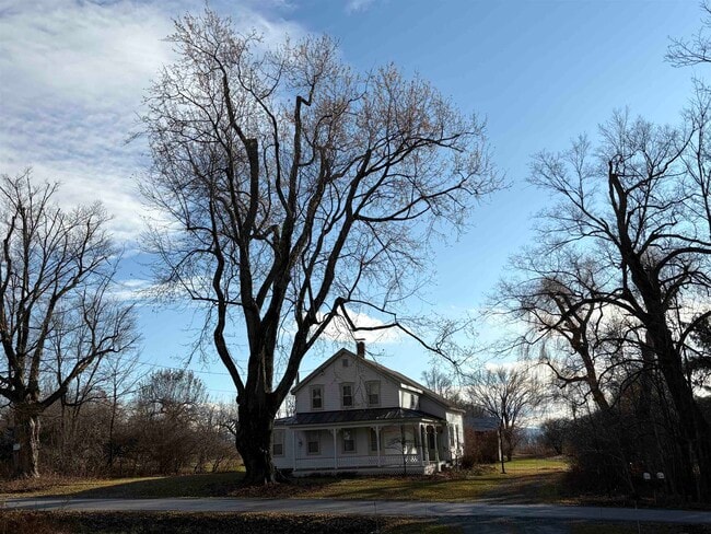 Building Photo - 477 Myers Rd