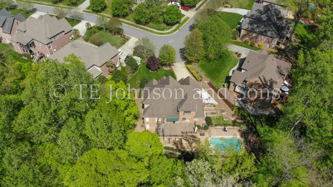 Building Photo - Luxury Living in Lewisville
