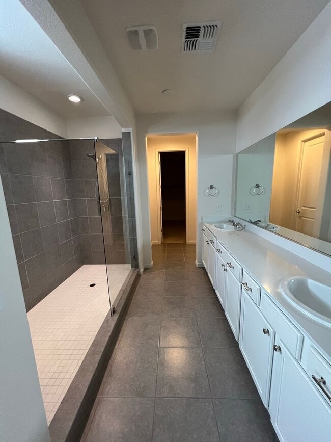 Building Photo - 3140 Show Jumper Ln