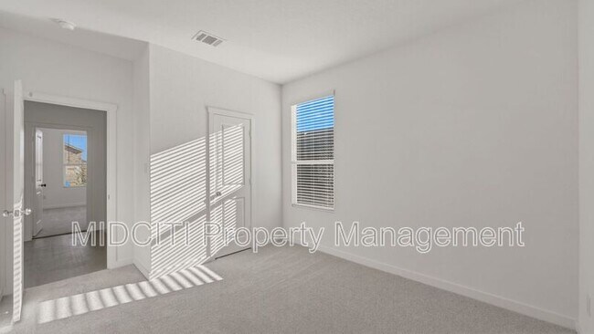 Building Photo - 1926 Wood Warbler