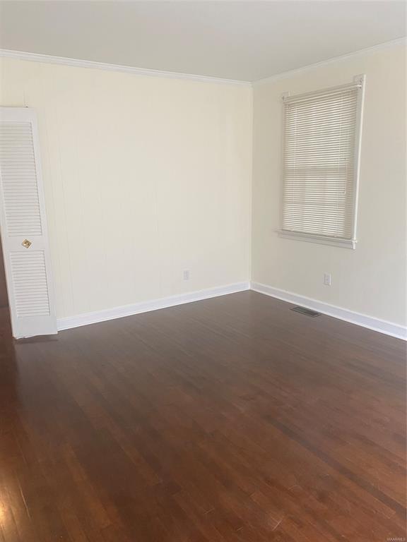 Building Photo - 2052 Midway St