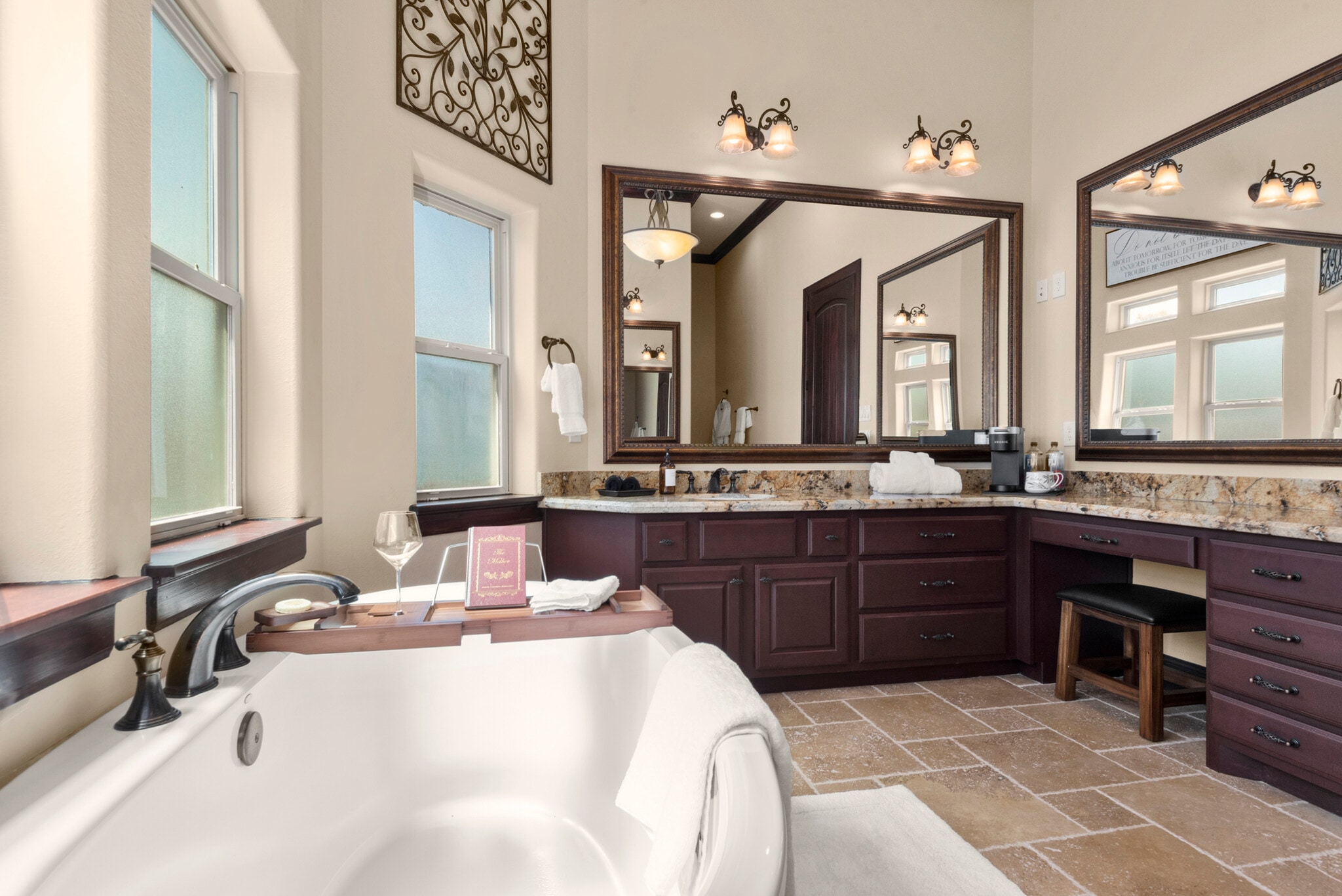 Building Photo - 106 La Vie Dr