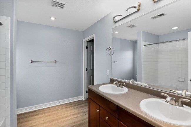 Building Photo - 17381 Waterhouse Cir