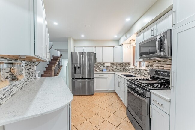 Building Photo - 22819 Davy Ct