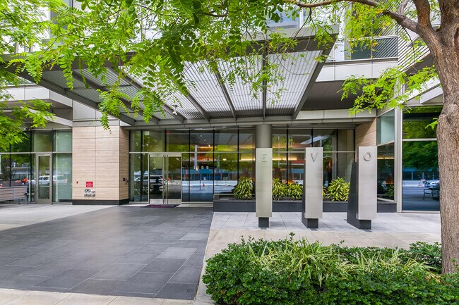 Building Photo - 1155 S Grand Ave