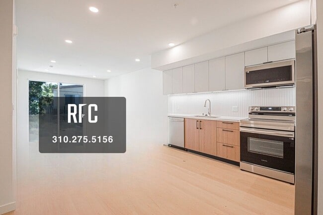Building Photo - Welcome to the Gramercy