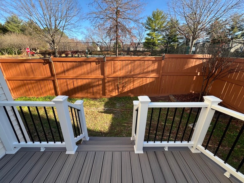 Building Photo - 14205 Brenham Dr