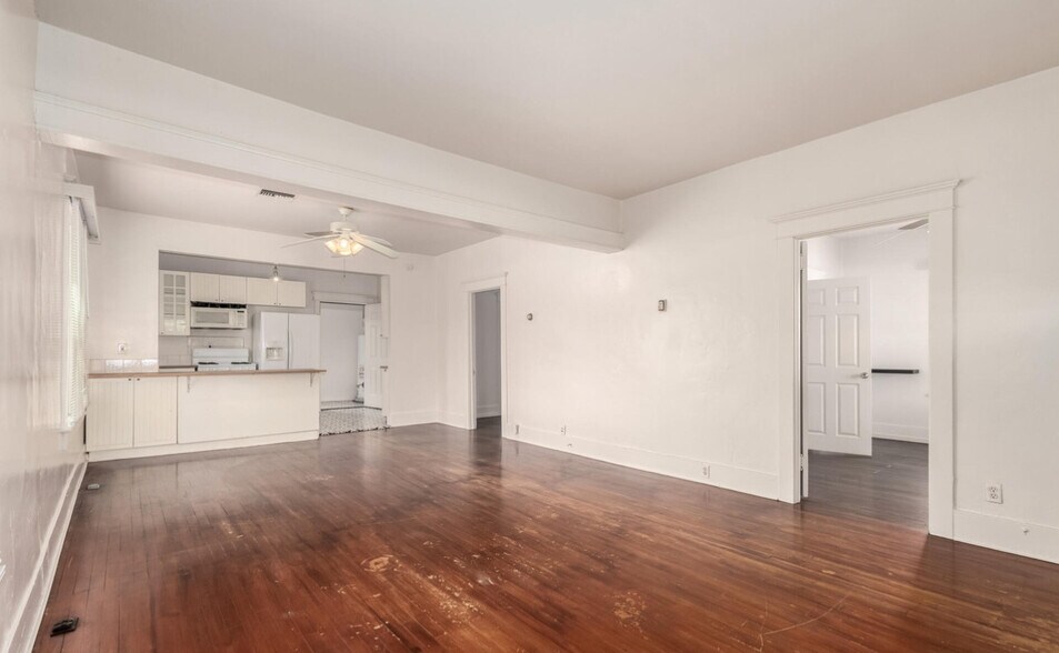 Living room + Dining - 1505 W Pierce St
