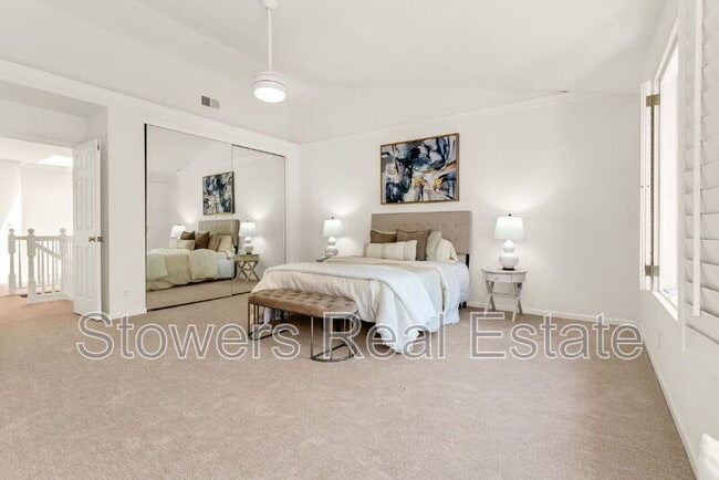 Building Photo - 690 Glasgow Cir