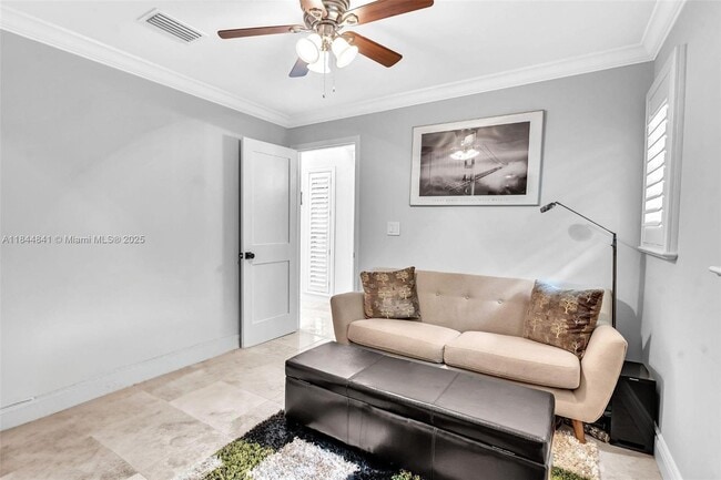 Building Photo - 2516 San Domingo St