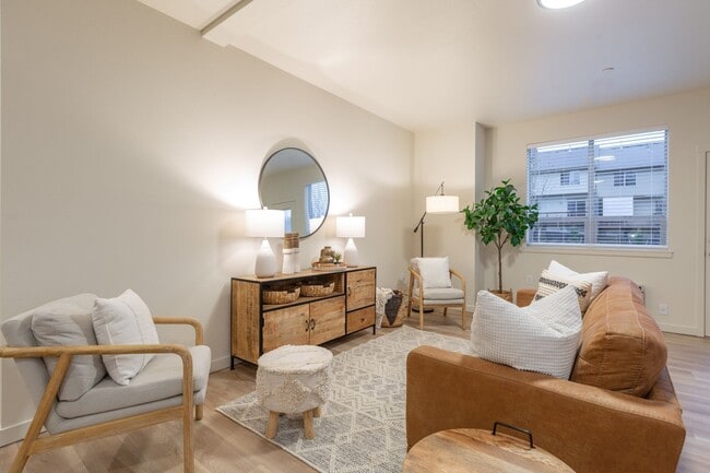 Interior Photo - Anderson Court