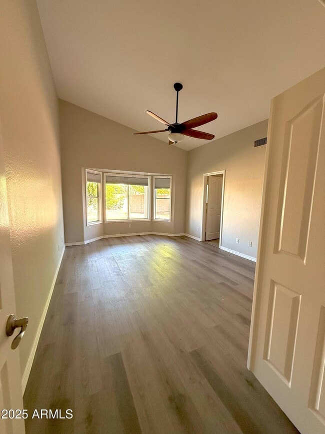 Building Photo - 1030 S Brentwood Ct