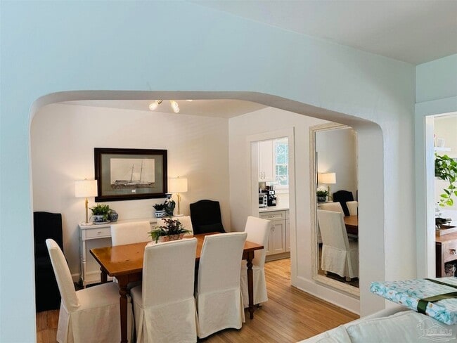 Building Photo - 1716 N 20th Ave