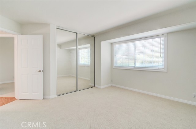 Building Photo - 24261 Cascades Dr