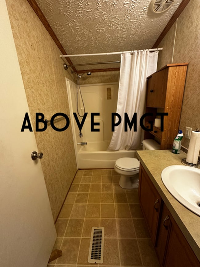 Building Photo - Campobello Country Living