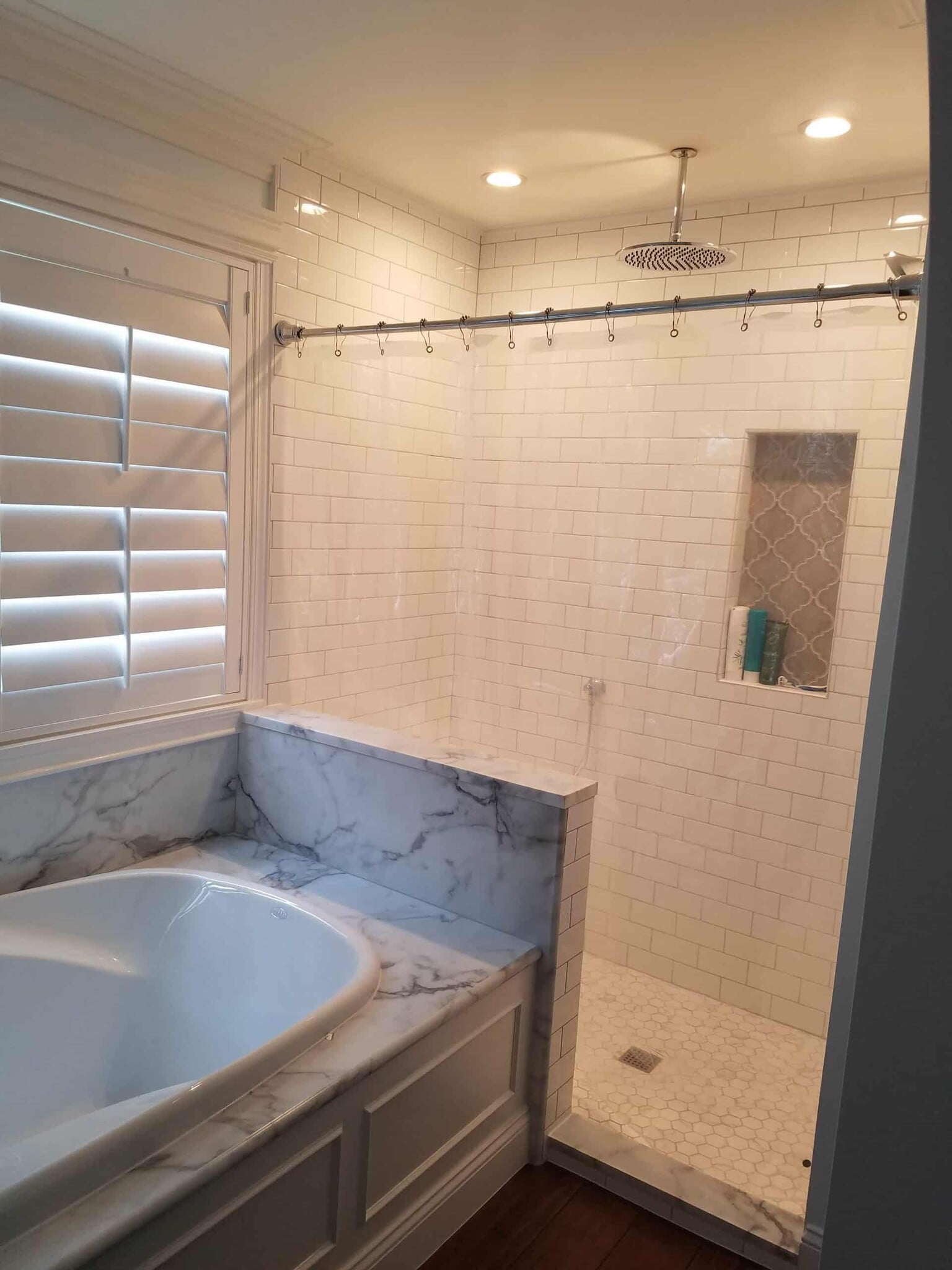 Building Photo - 5683 Putnam Rd