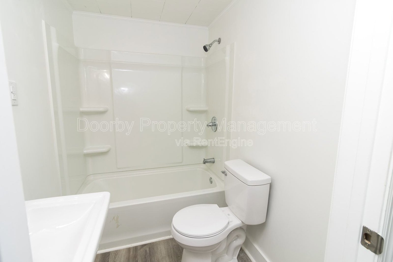 Building Photo - 108 Suggs St