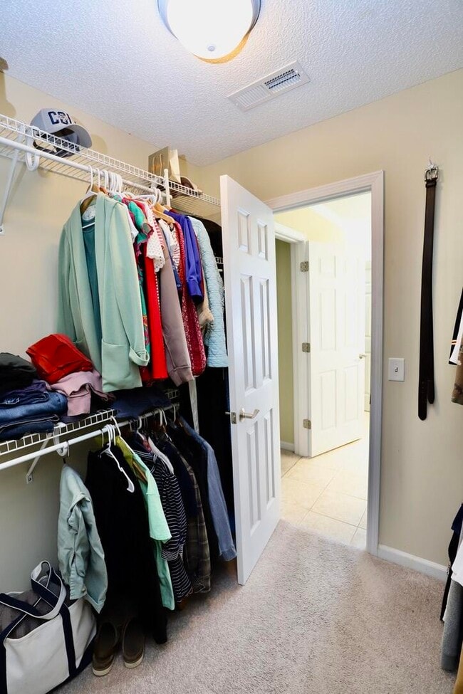 Building Photo - 3196 Daufaskie Rd