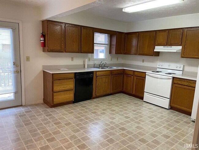 Building Photo - 438 W Northlane Dr