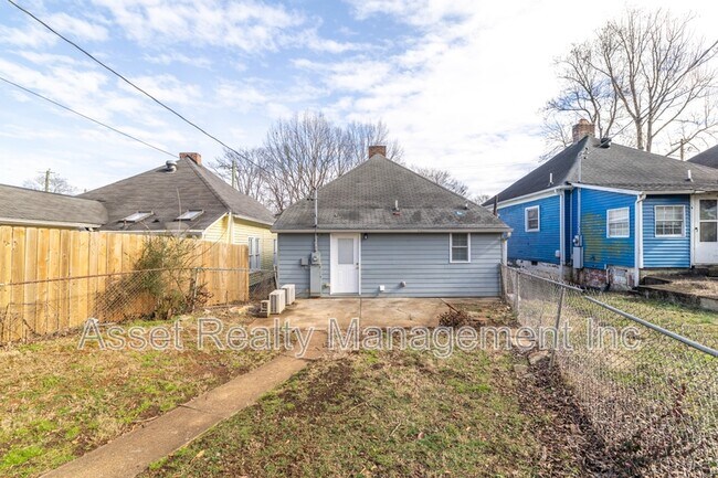 Building Photo - 1443 N 4th Ave