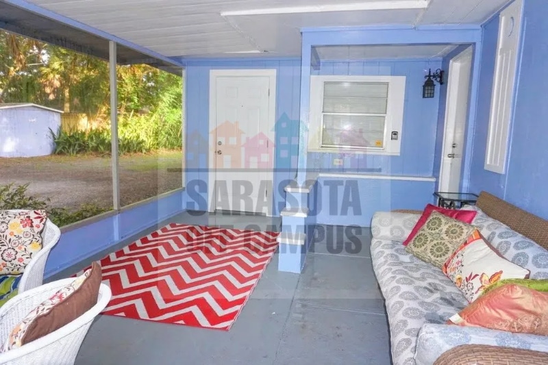 Building Photo - 1268 21st St