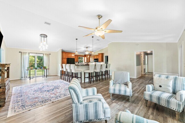 Building Photo - 15316 79th Terrace N