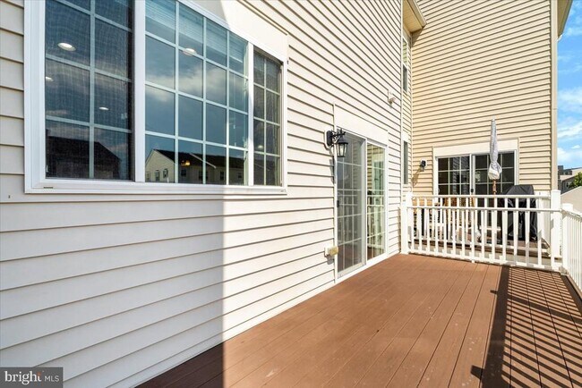 Building Photo - 6395 Walcott Ln