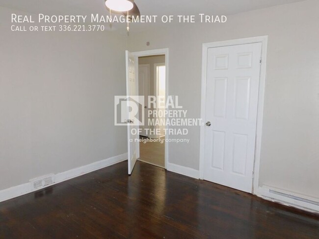 Building Photo - 416 Vance St