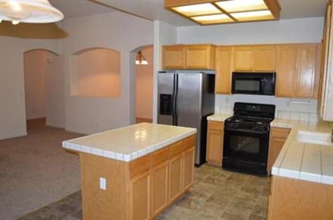 Building Photo - 2860 Blue Oak Ct
