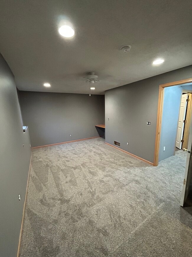 Building Photo - 345 Blue Spruce Ln