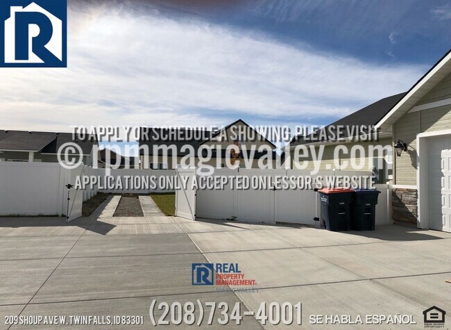 Building Photo - New 3 Bed 2 Bath home