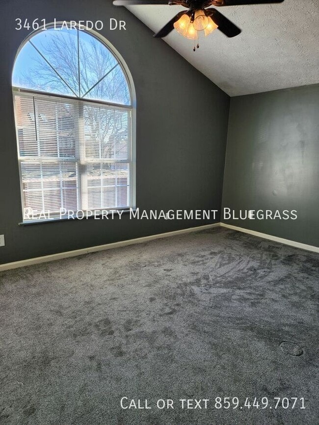 Building Photo - 3461 Laredo Dr