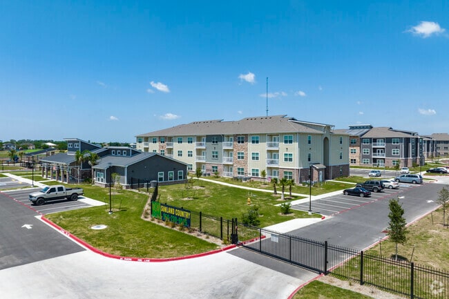 Sunland Country Apartments Main Entrance - Sunland Country Apartments
