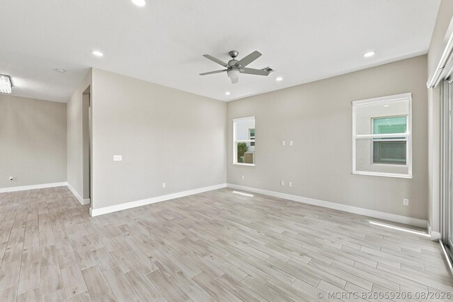 Building Photo - 5608 Macoon Wy