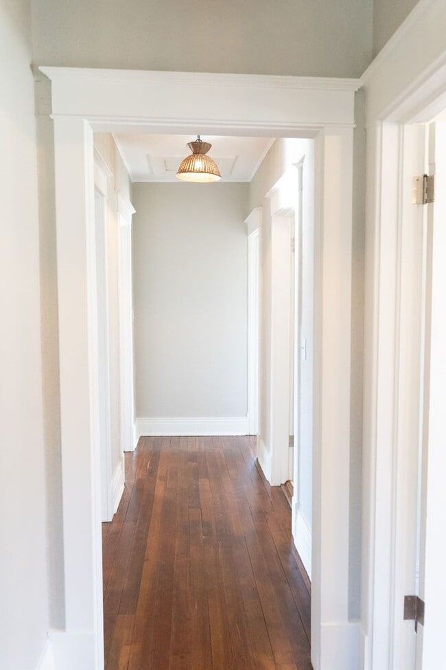 Building Photo - 1124 N 26th St