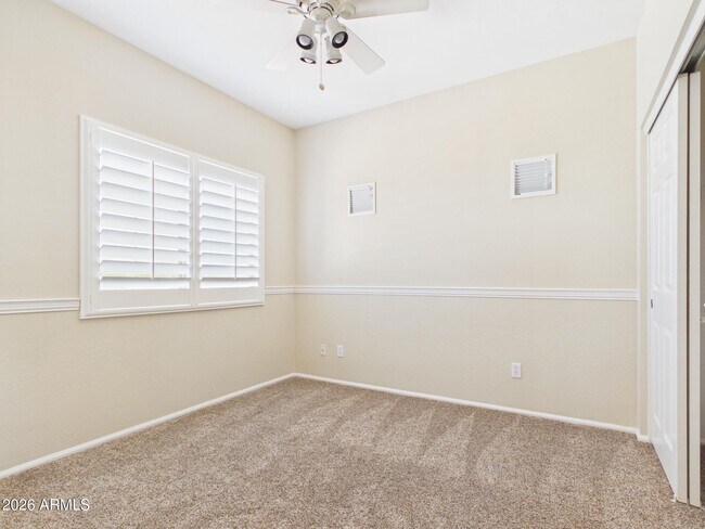 Building Photo - 2557 W Woburn Ln