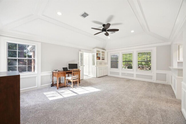 Building Photo - 1310 Kelliwood Oaks Dr