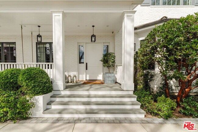 Building Photo - 957 Corsica Dr