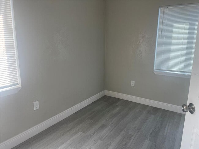 Building Photo - 3114 58th Ave N