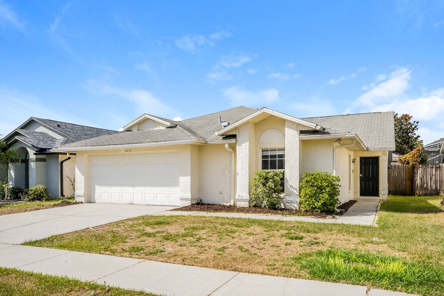 Building Photo - 8661 Wellington Loop