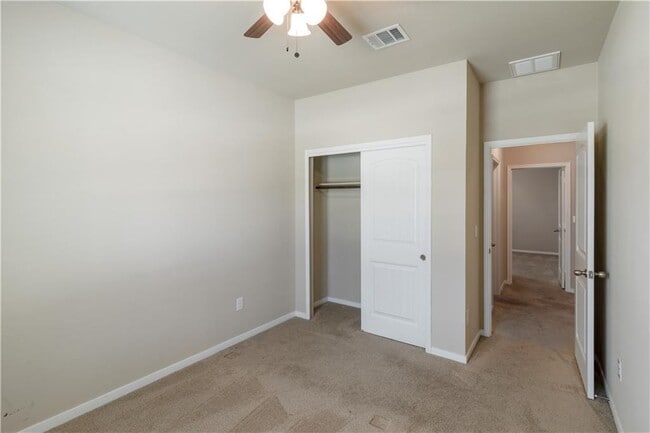 Building Photo - 15117 Bullbrier Rd