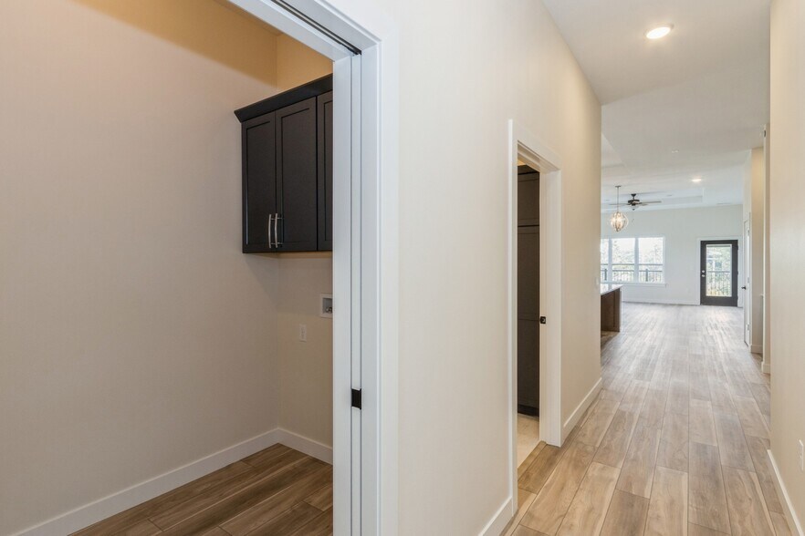 Building Photo - 1953 1st Ave SE