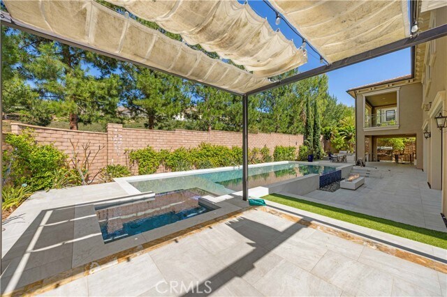 Building Photo - 119 Nest Pine