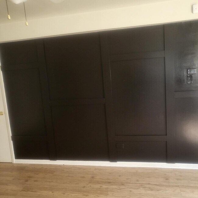 Building Photo - 14449 Van Buren St