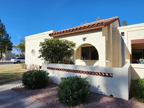 Building Photo - 3 Bedroom in Mesa!