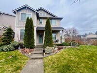 Building Photo - West Olympia Spacious Home in Woodbury Cro...