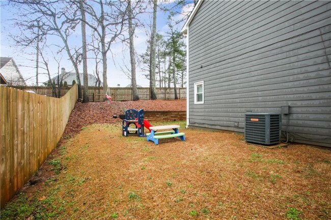 Building Photo - 1825 Hickory Creek Ct NW