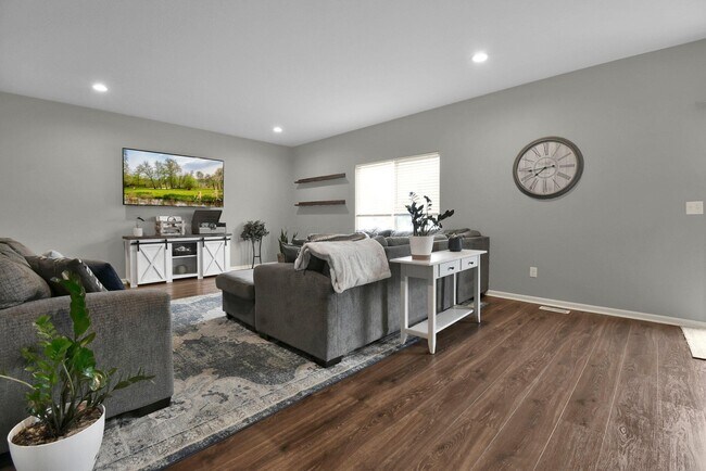 Building Photo - 1268 Conner Ridge St