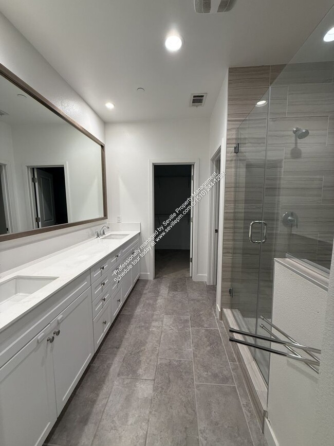 Building Photo - 02/2026